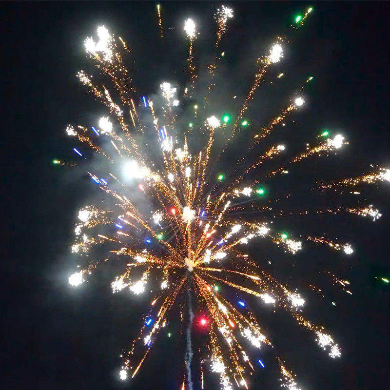 Chinese Export High Quality 16 Shots 200g Cake Fireworks 1.4g Un0336 Fireworks Pyrotechnics For Christmas Celebration