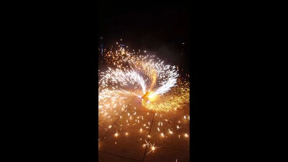 Mandarin Pyrotechnic Sparkler Lucu Tumbler Air Mancur Fireworks Salute Outdoor