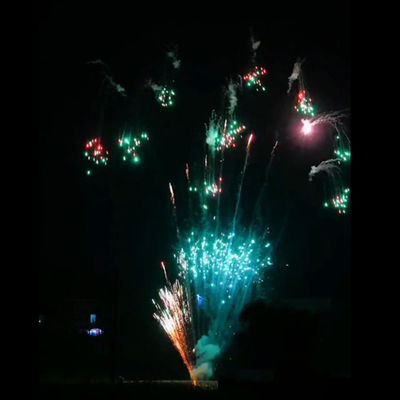 Cina Outdoor Kue kembang api Multicolor Konsumen Pyrotechnics