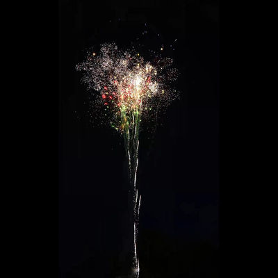 Kembang Api Kue Besar Natal Untuk Perayaan Festival
