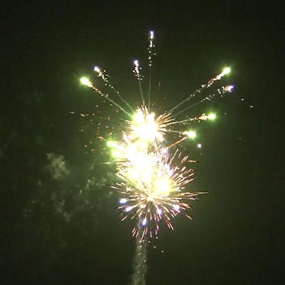 Cina pyrotechnic 188 tembakan kue konsumen kembang api untuk Merry Christmas 2024