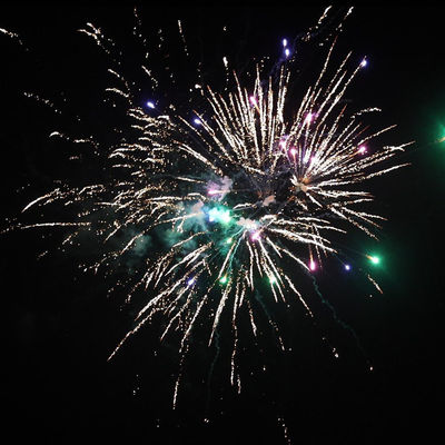 100 tembakan Keke kembang api Jenis dan Natal kesempatan Keke besar kembang api Pyrotechnics