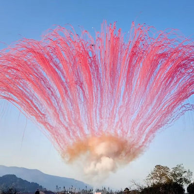 Pabrik Cina Grosir Kembang Api Di siang hari Untuk Setiap Acara Perayaan Kembang Api Kue Asap Berwarna Pyrotechnics